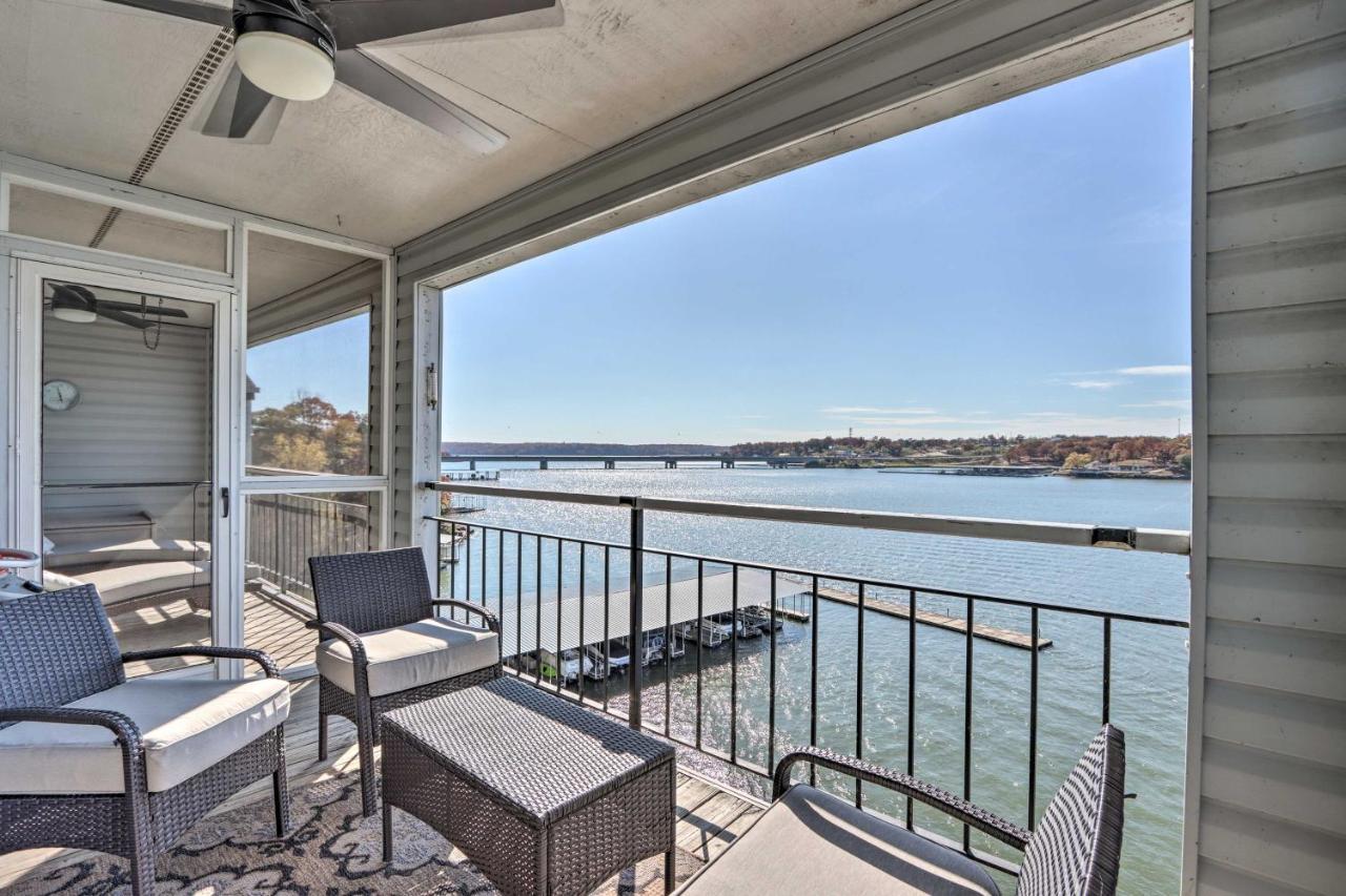 Sunny Osage Beach With Balcony And Lakefront View Exterior foto